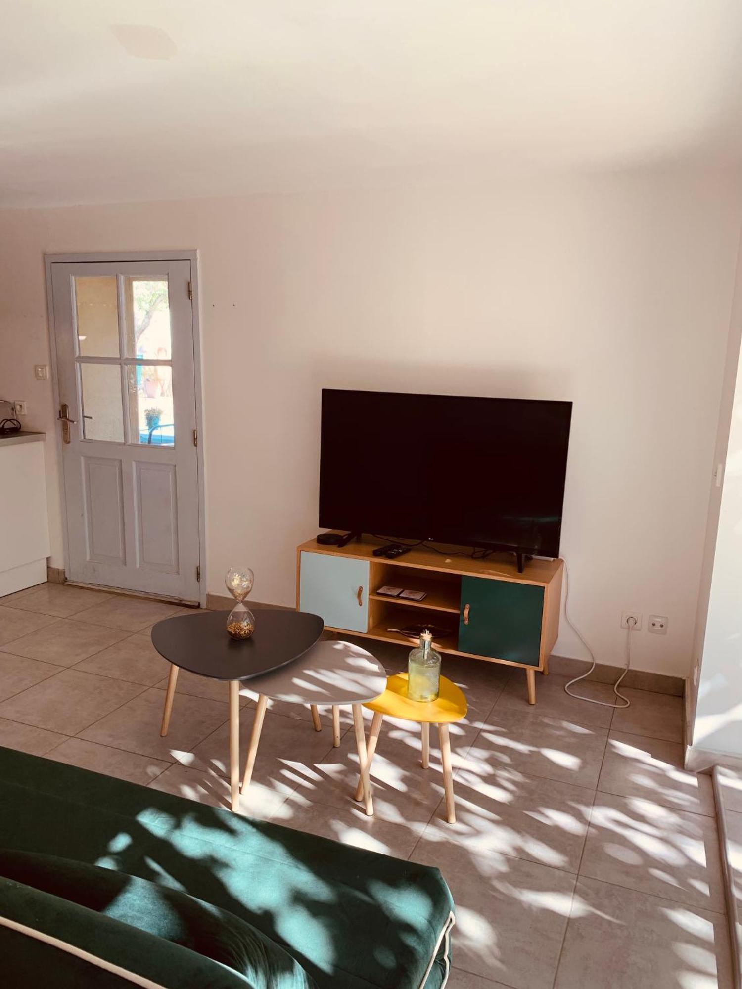 Appartement Independant Avec Jardin Et Acces Piscine Nîmes Exterior foto
